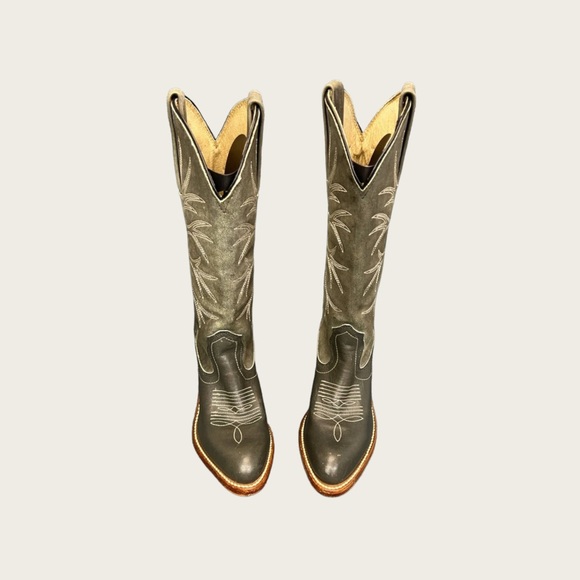 SOLD Vintage Frye Western green leather heeled coastal cowgirl boots - Picture 12 of 12